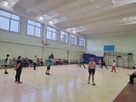 Соревнования по пионерболу 